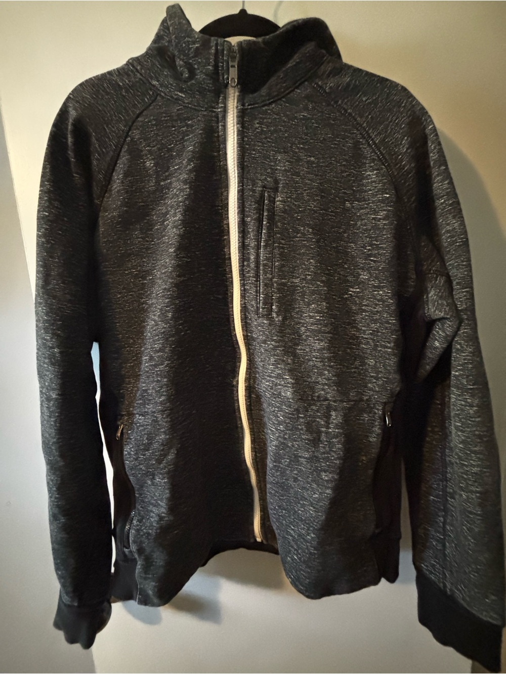 Vintage Lululemon hoodie men’s XL